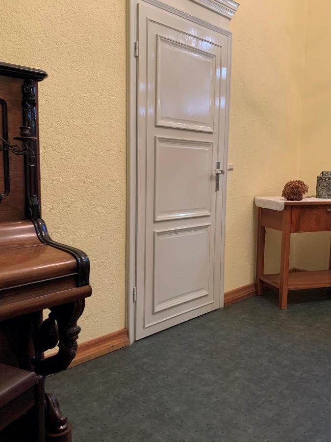 Historisches Gebaeude " Rentmeisteramt" Basedow Basedow  外观 照片