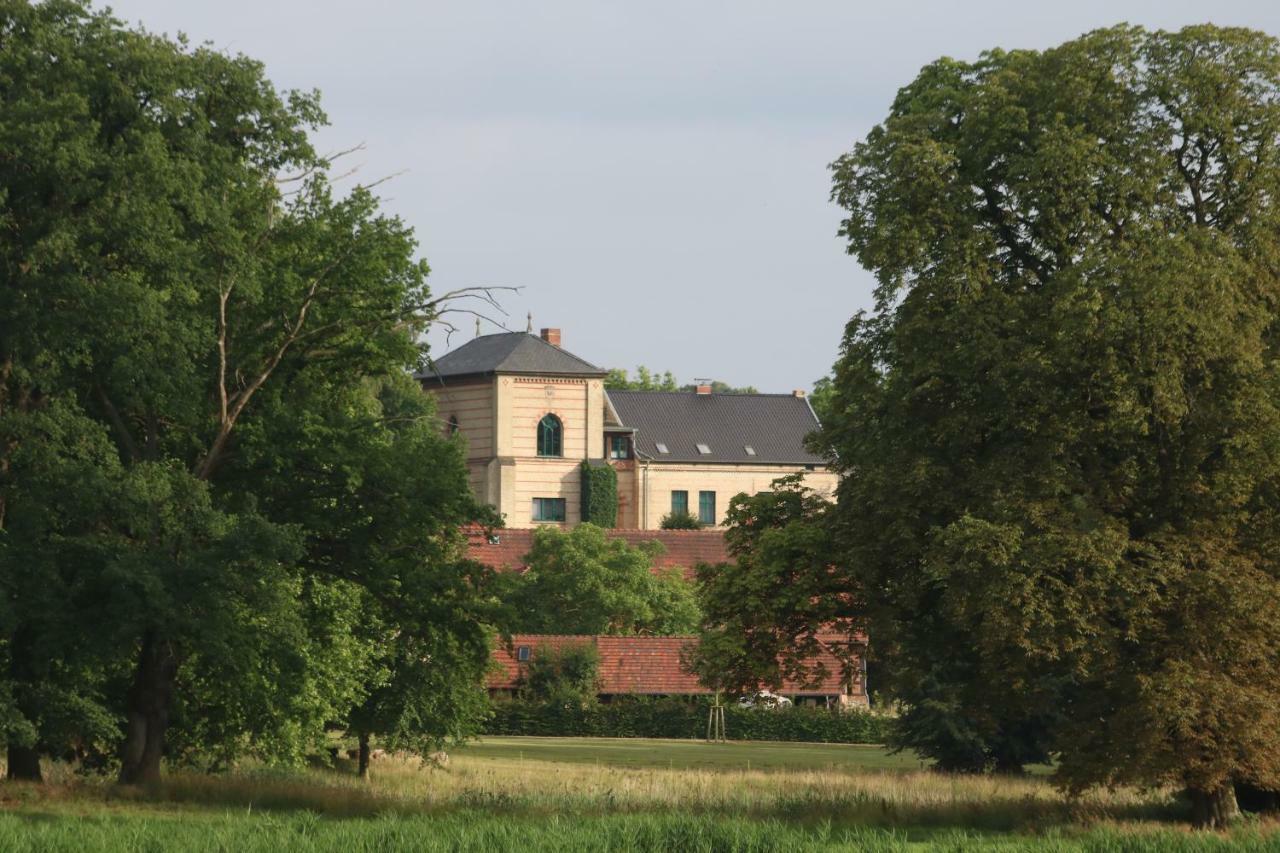 Historisches Gebaeude " Rentmeisteramt" Basedow Basedow  外观 照片