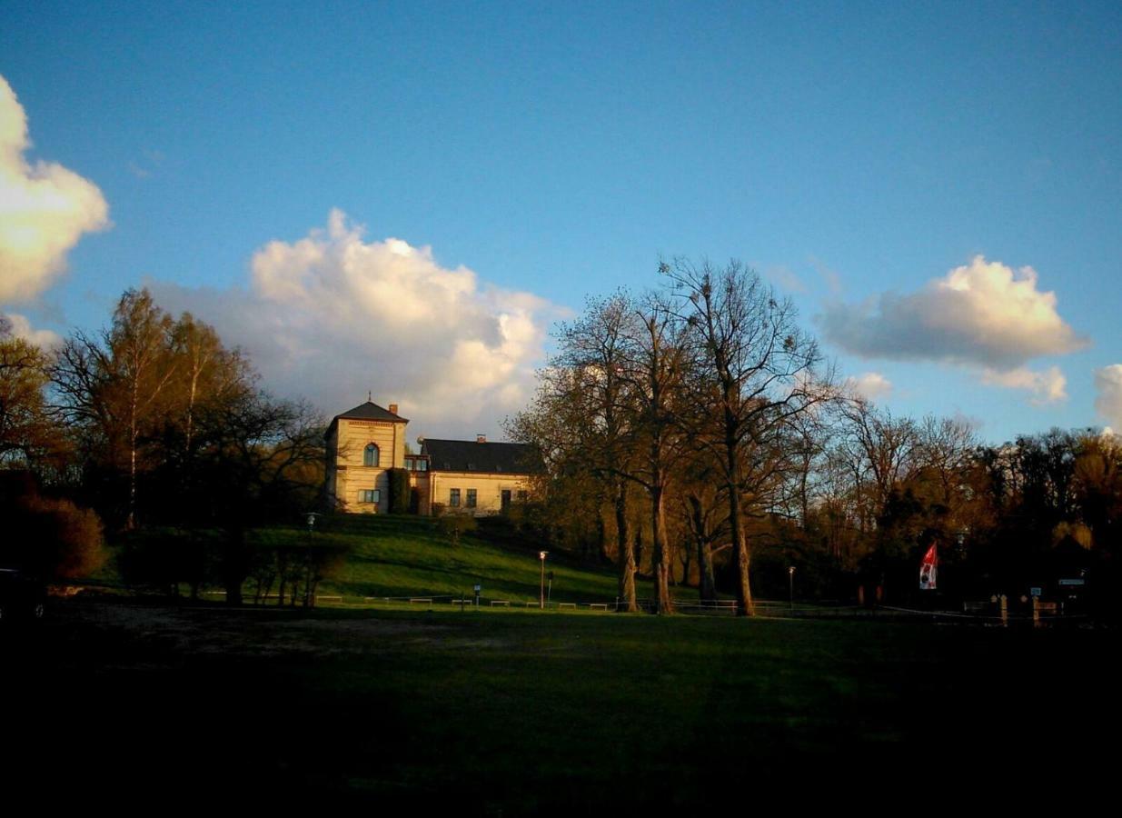 Historisches Gebaeude " Rentmeisteramt" Basedow Basedow  外观 照片